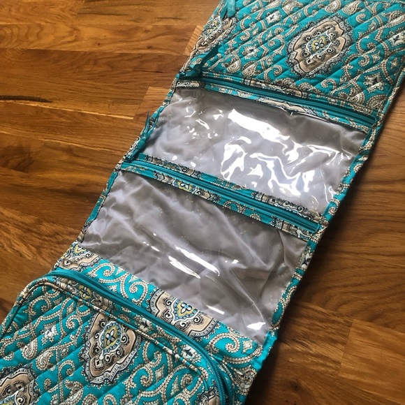 Vera Bradley Travel Essentials Bundle - Picture 15 of 16